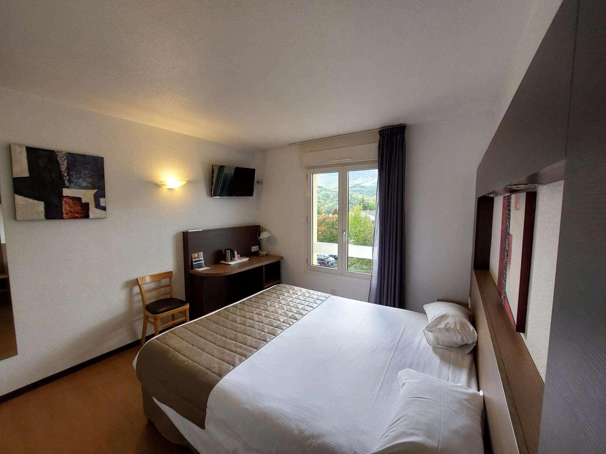 Cevenol Hotel Мийо Екстериор снимка