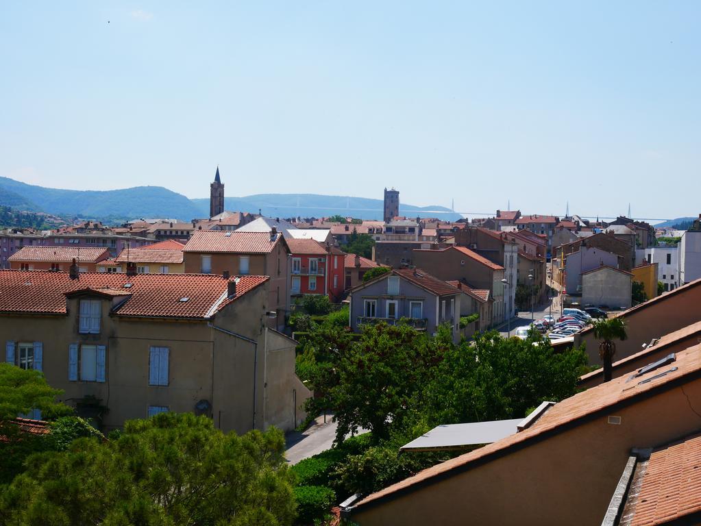 Cevenol Hotel Мийо Екстериор снимка